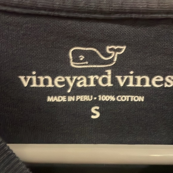 Vineyard Vines Long Sleeve Pocket Tee with Dog- every boy should be this good- S - Picture 4 of 8